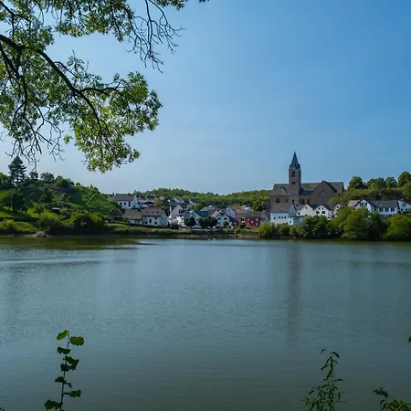 Maeusenest Daire Neroth